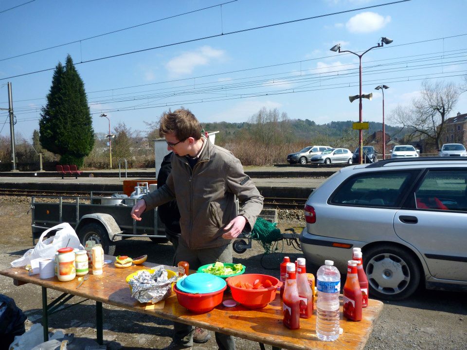 Sint-Martinus den XIIde - Paasdropping 2013